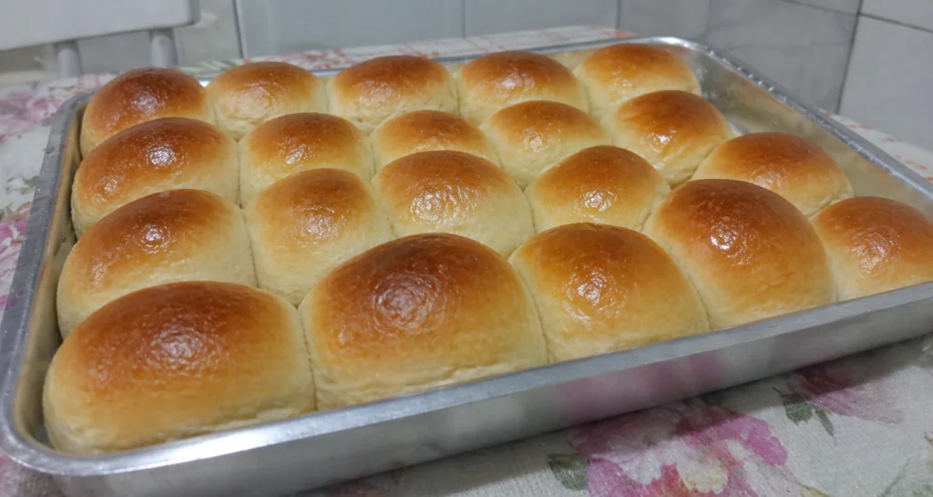 Receita de Mini Pão de Leite: Massa Universal Fácil de Fazer