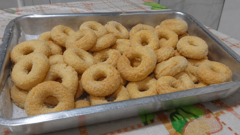 Rosquinha de Leite Condensado: Receita Fácil Derrete na Boca! 5 (10)