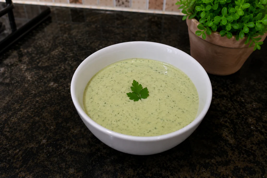 Molho Verde de Hamburgueria Simples:Receita Fácil que Não Desanda