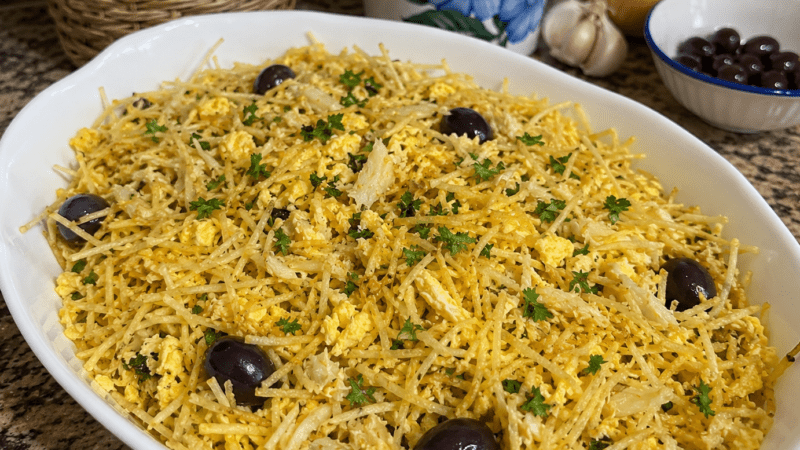 Bacalhau à Brás Tradicional Receita Portuguesa Fácil e Cremosa